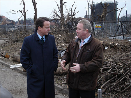 David Cameron visits Buncefield David Cameron visits Buncefield