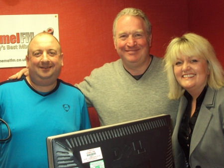 Mike joins presenters Claudia Redmond and Derek James on ‘In The Spotlight’ on Hemel FM