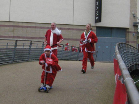 Hospice of St Francis Santa Dash 2011